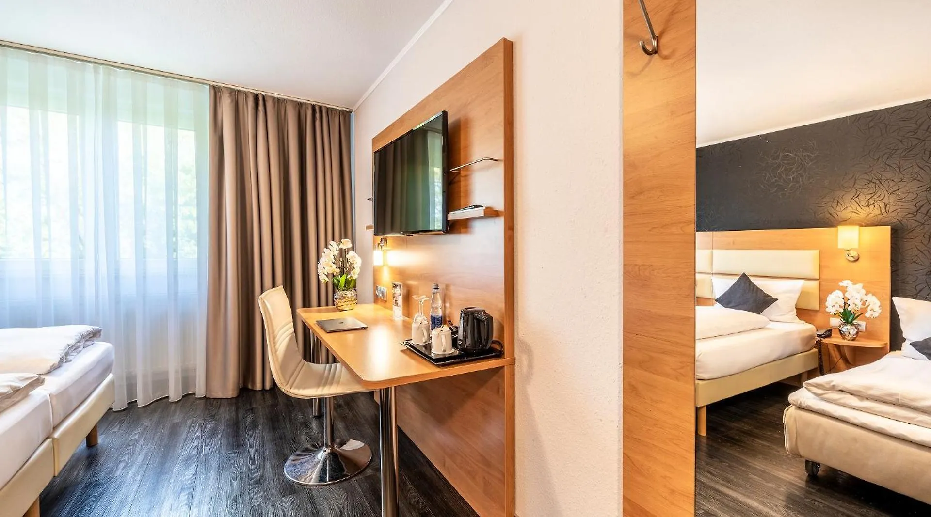 Plaza Inn Stuttgart-فيلدرستادت 3*, فيلدرستادت