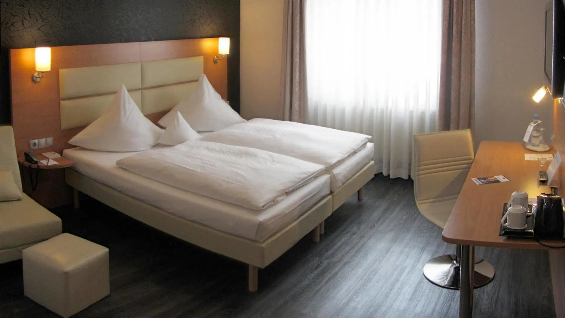 Plaza Inn Stuttgart-فيلدرستادت 3*, فيلدرستادت ألمانيا